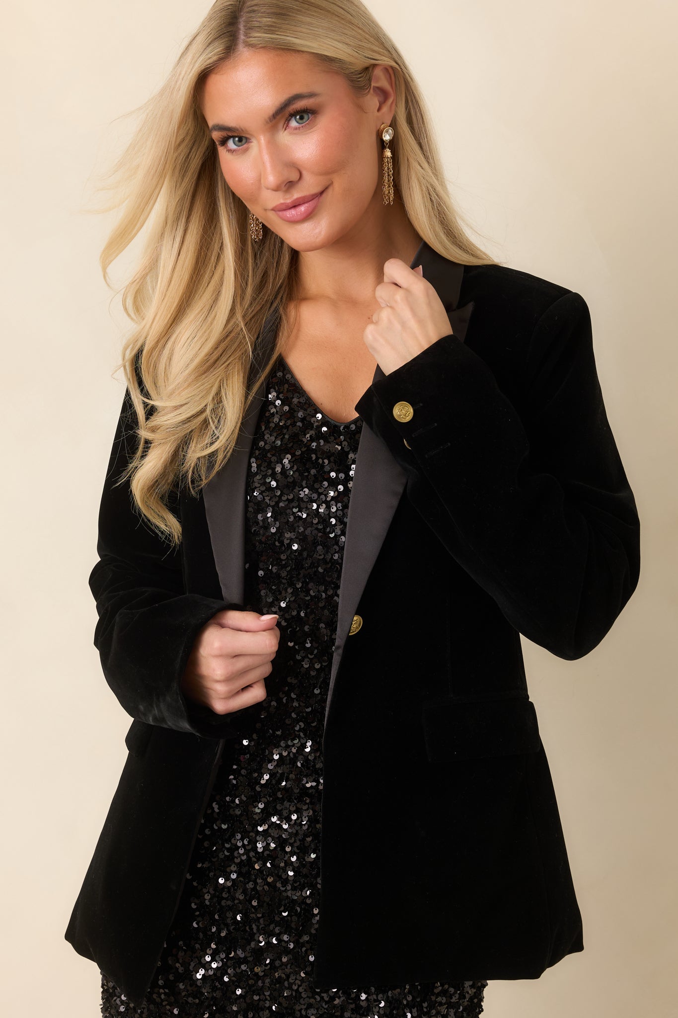 Done Deal Black Velvet Contrast Collar Blazer