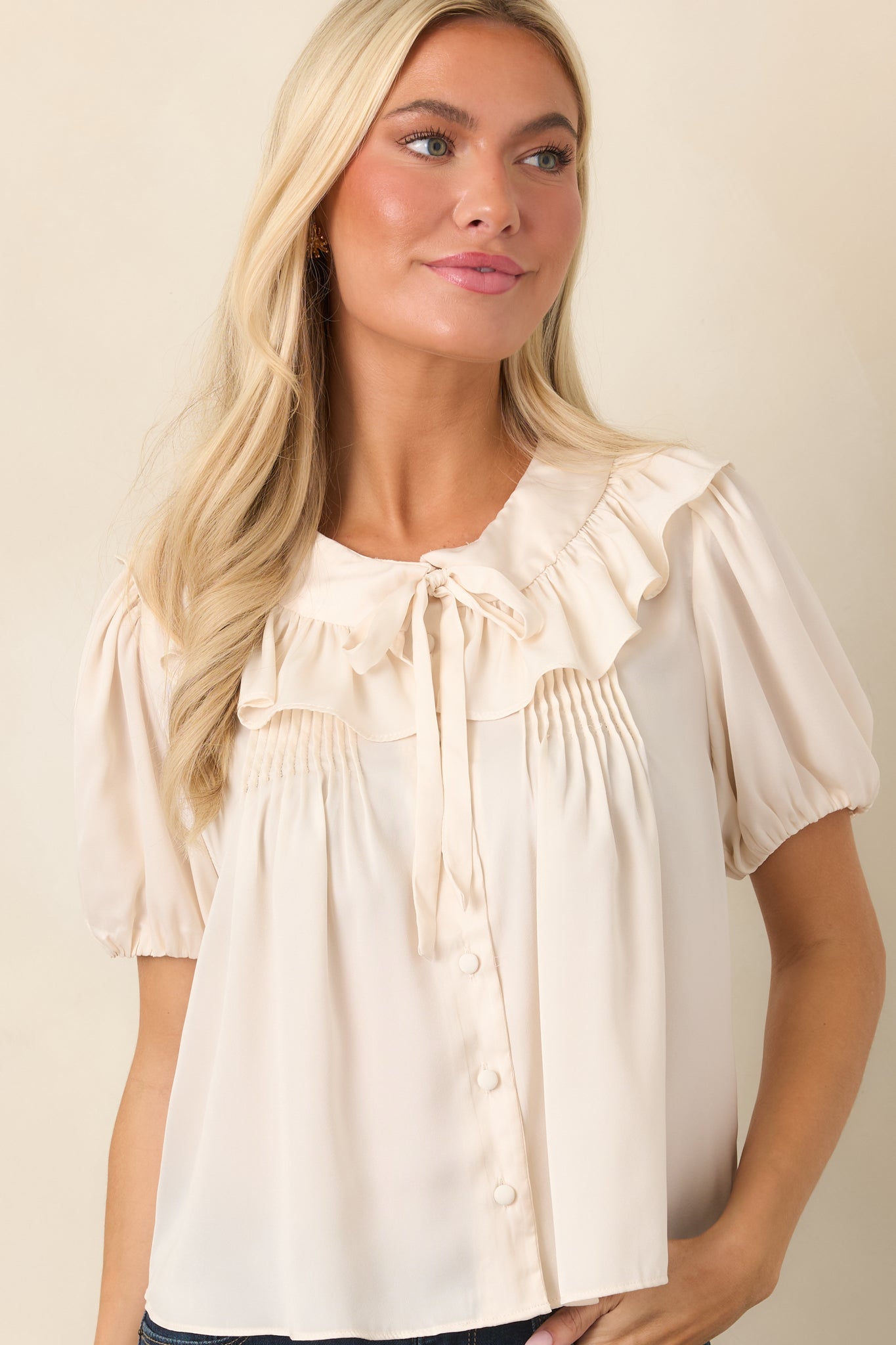 ASTR the Label Zayne Champagne Ruffle-Collar Babydoll Blouse