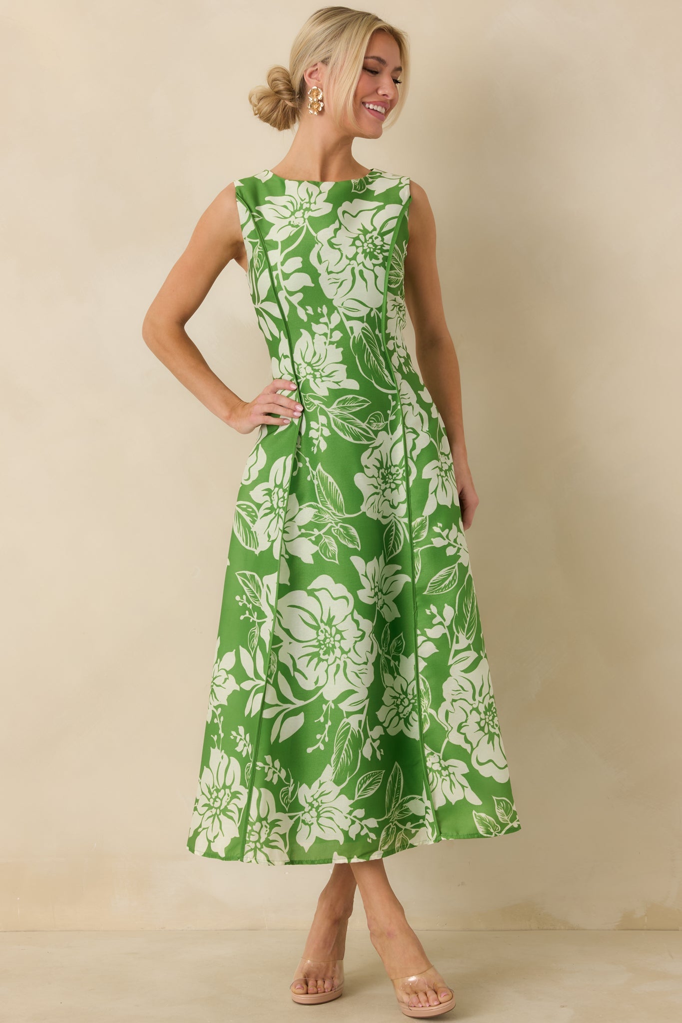 A Beautiful Becoming Green Floral Print Sleeveless Midi Dress