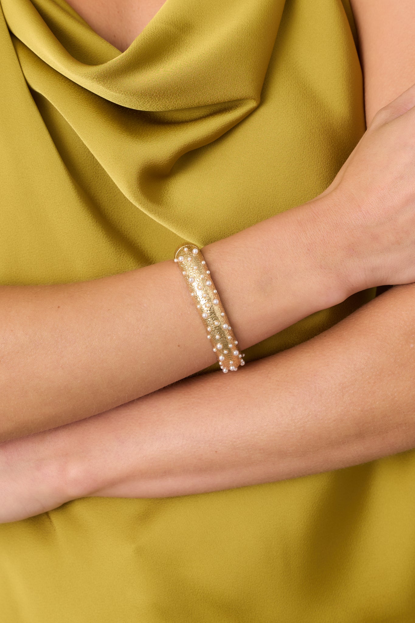 A Golden Touch Gold & Mini Faux Pearl Stretch Bracelet