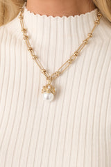 A Token of Affection Gold Pearl Pendant Chain Necklace