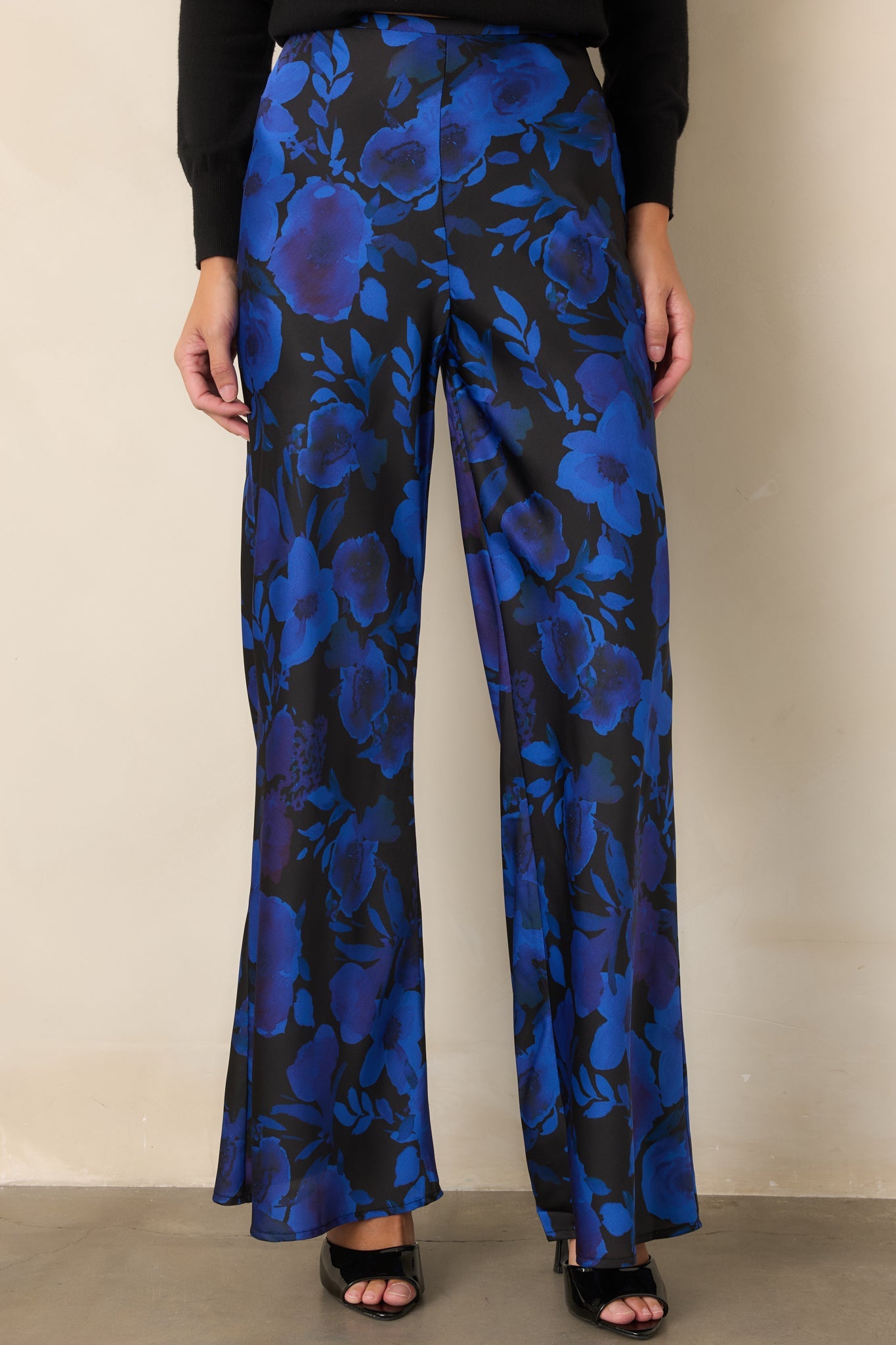 A Whole New Direction Black & Cobalt Floral Satin Wide Leg Pants