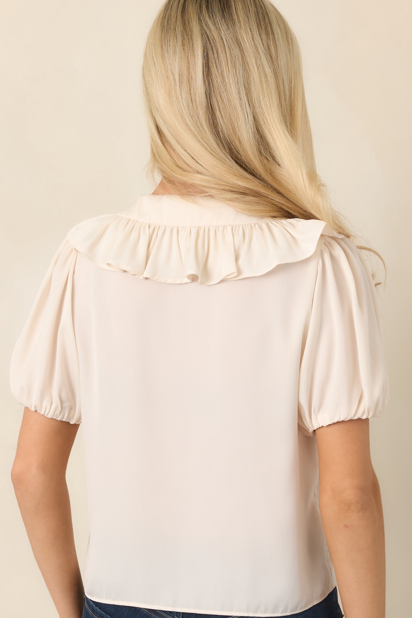 ASTR the Label Zayne Champagne Ruffle-Collar Babydoll Blouse
